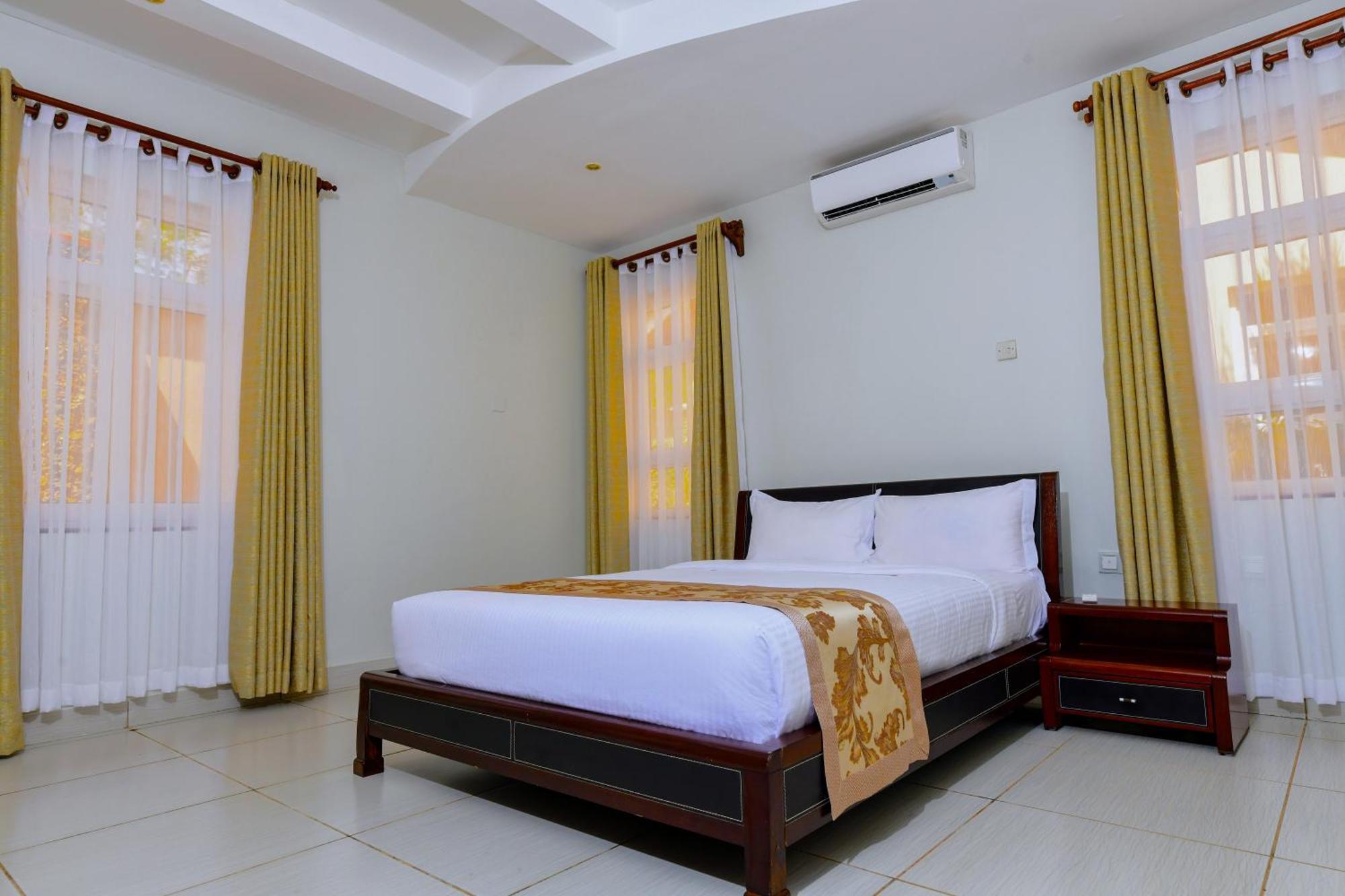 Vipingo Beach Resort Tezo Exterior photo
